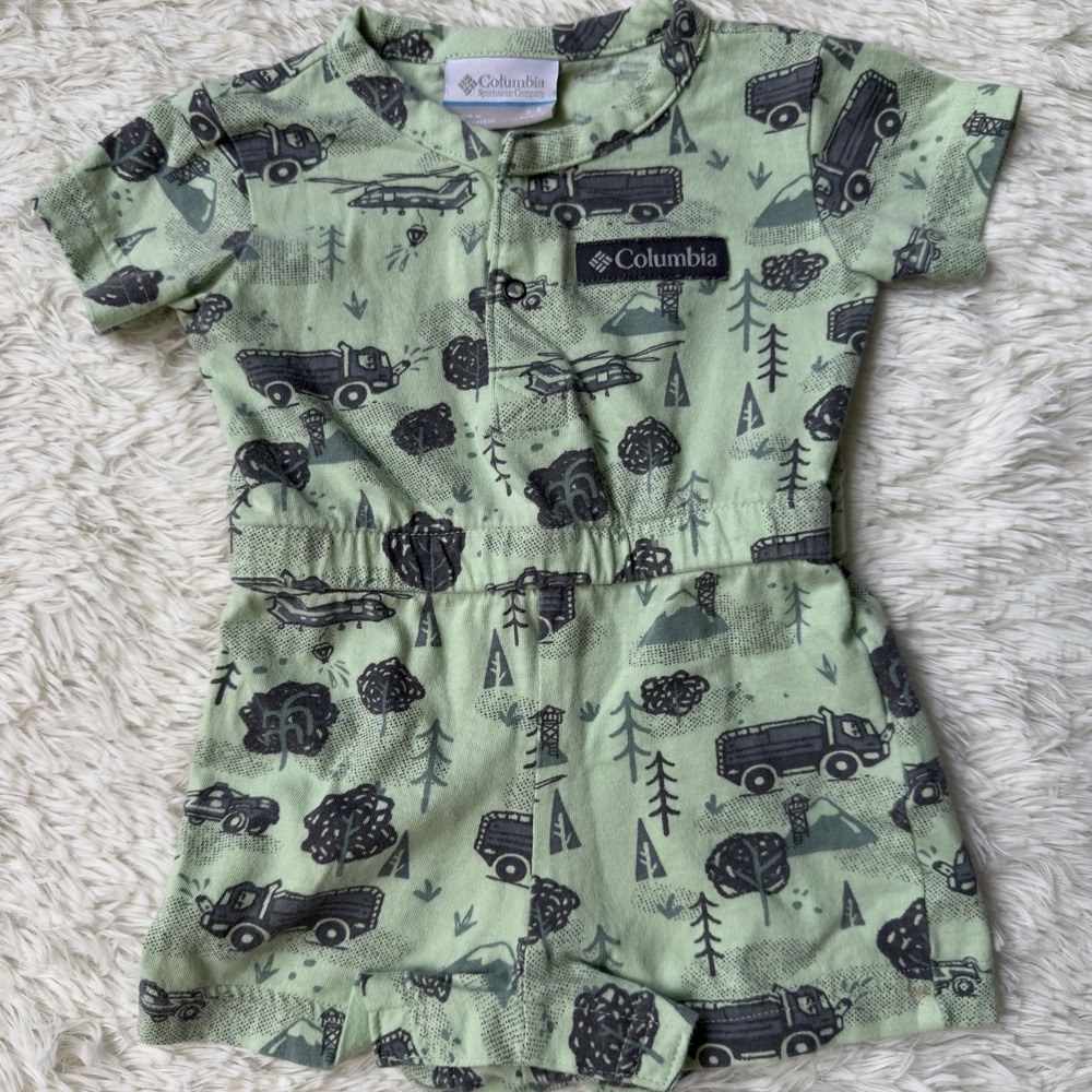 Columbia Sportswear Infant Boy Truck Print Jumpsuit Romper Size 3-6 Months